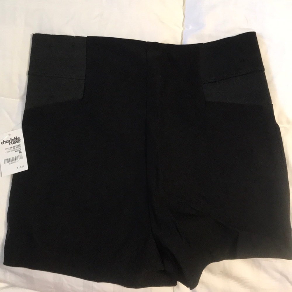 Stretch material shorts with elastic waist